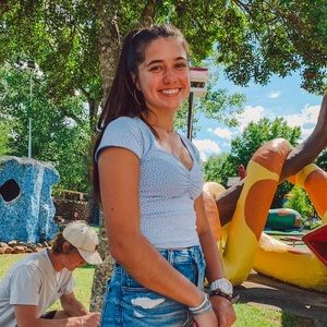 Meet your Posher, Carlyn